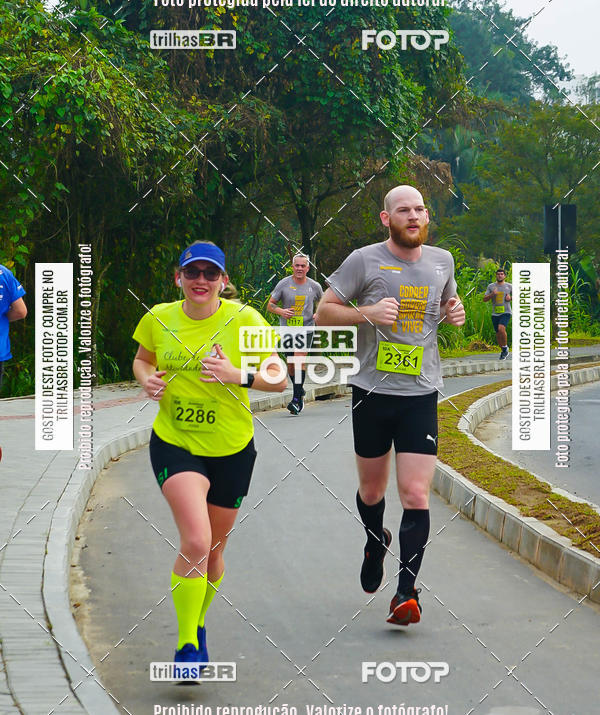 Buy your photos of the eventMeia Maratona de Blumenau on Fotop