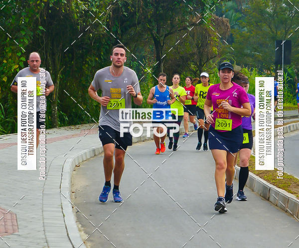 Buy your photos of the eventMeia Maratona de Blumenau on Fotop