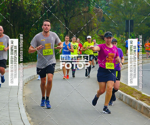 Buy your photos of the eventMeia Maratona de Blumenau on Fotop
