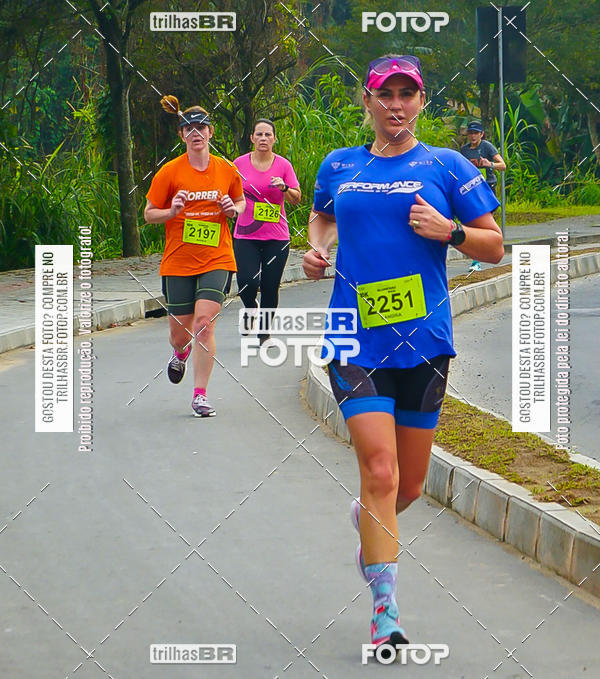 Buy your photos of the eventMeia Maratona de Blumenau on Fotop