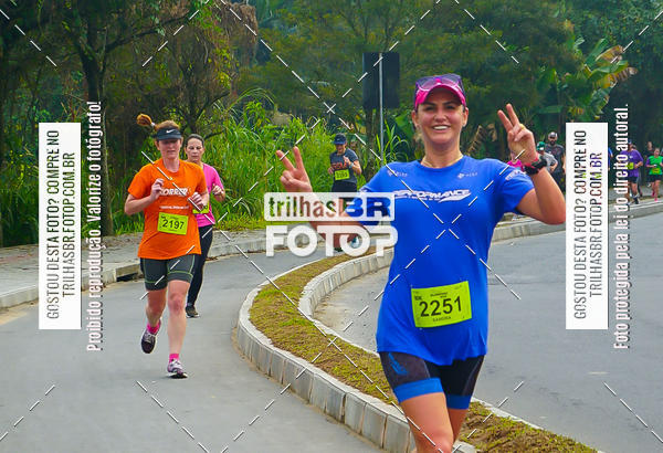 Buy your photos of the eventMeia Maratona de Blumenau on Fotop