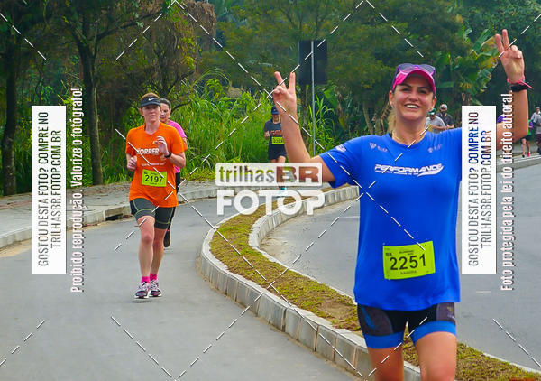 Buy your photos of the eventMeia Maratona de Blumenau on Fotop