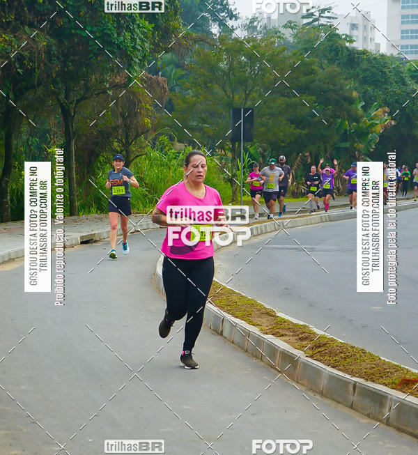 Buy your photos of the eventMeia Maratona de Blumenau on Fotop