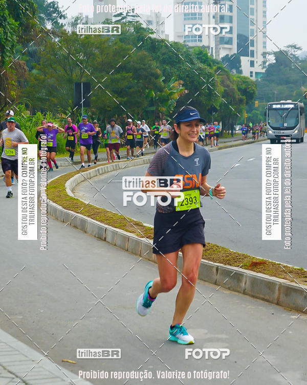Buy your photos of the eventMeia Maratona de Blumenau on Fotop