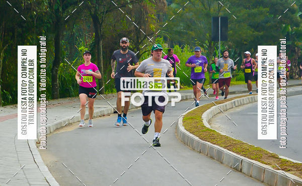 Buy your photos of the eventMeia Maratona de Blumenau on Fotop