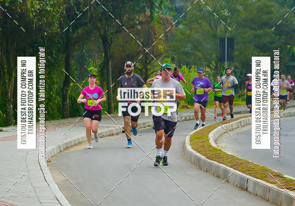 Buy your photos of the eventMeia Maratona de Blumenau on Fotop