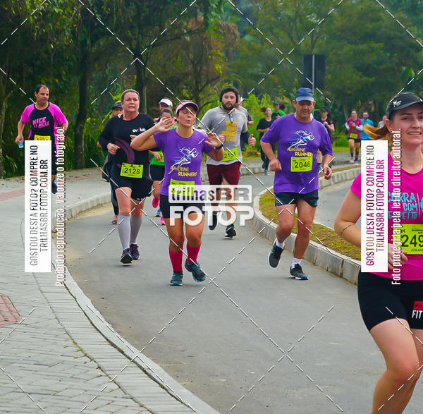 Buy your photos of the eventMeia Maratona de Blumenau on Fotop