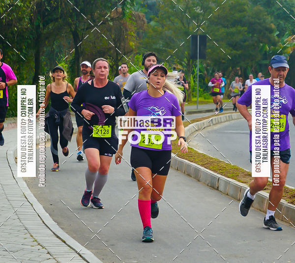 Buy your photos of the eventMeia Maratona de Blumenau on Fotop