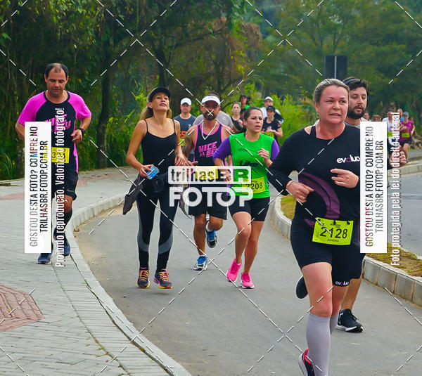 Buy your photos of the eventMeia Maratona de Blumenau on Fotop
