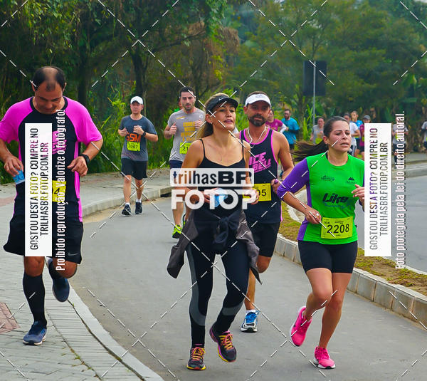 Buy your photos of the eventMeia Maratona de Blumenau on Fotop