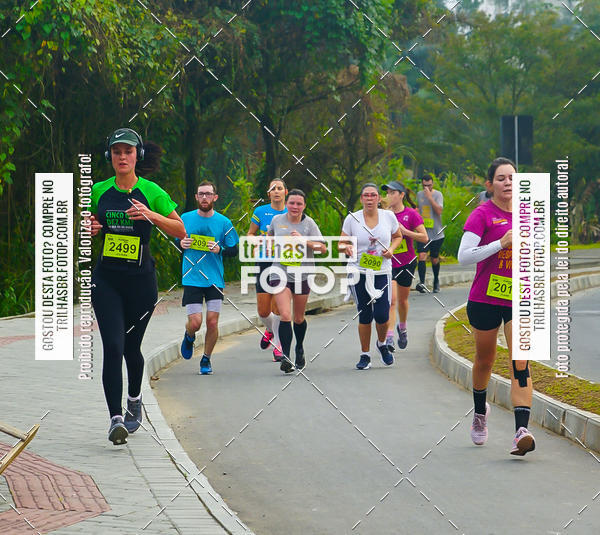 Buy your photos of the eventMeia Maratona de Blumenau on Fotop