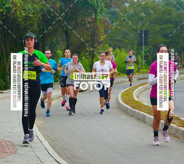 Buy your photos of the eventMeia Maratona de Blumenau on Fotop