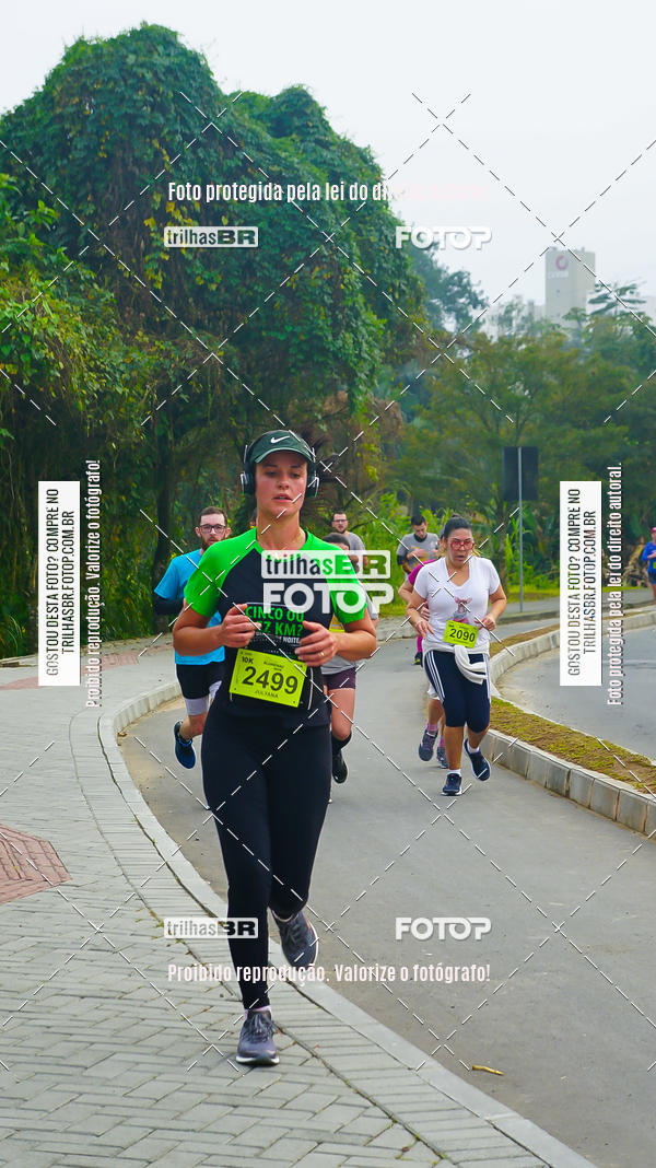 Buy your photos of the eventMeia Maratona de Blumenau on Fotop