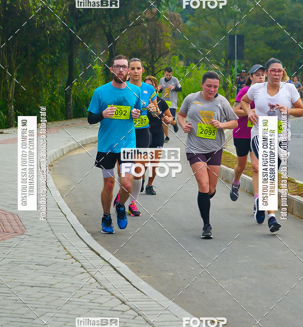 Buy your photos of the eventMeia Maratona de Blumenau on Fotop