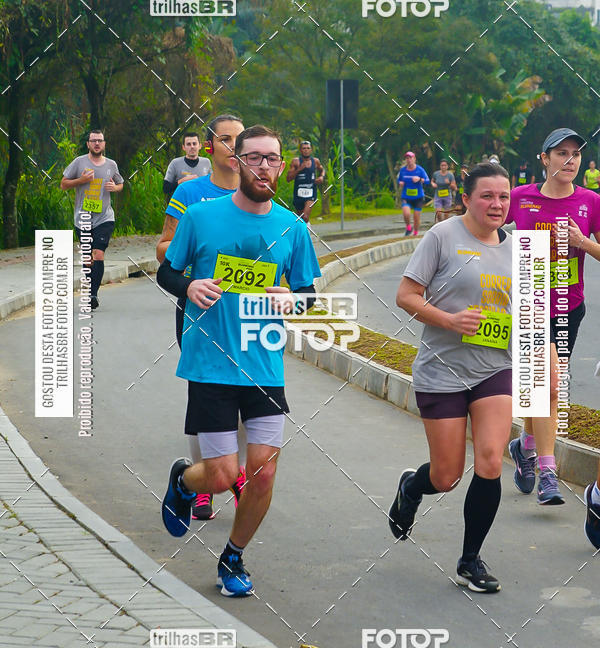Buy your photos of the eventMeia Maratona de Blumenau on Fotop