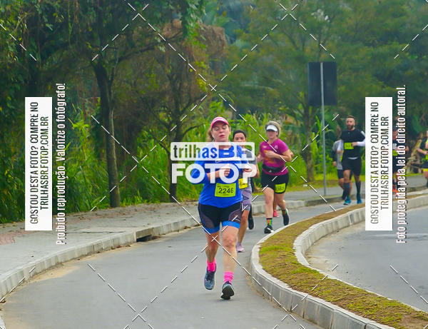 Buy your photos of the eventMeia Maratona de Blumenau on Fotop
