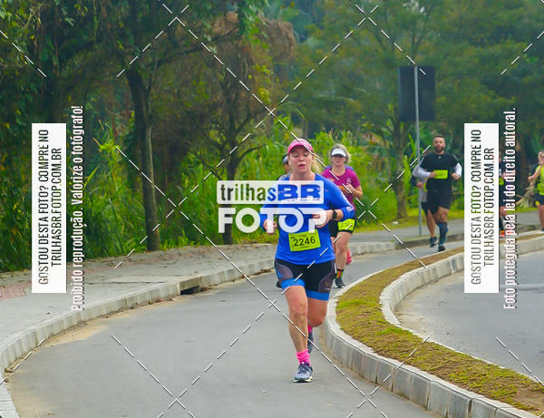 Buy your photos of the eventMeia Maratona de Blumenau on Fotop