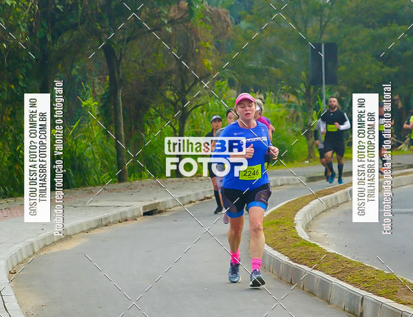 Buy your photos of the eventMeia Maratona de Blumenau on Fotop