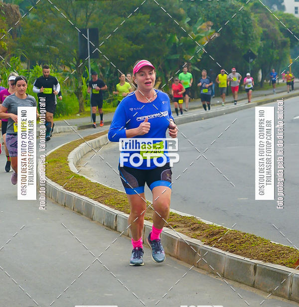 Buy your photos of the eventMeia Maratona de Blumenau on Fotop