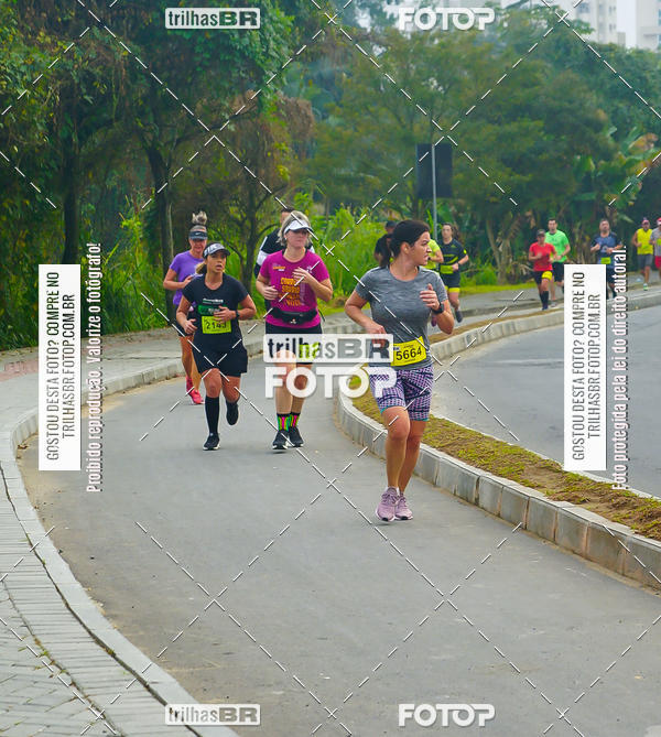 Buy your photos of the eventMeia Maratona de Blumenau on Fotop