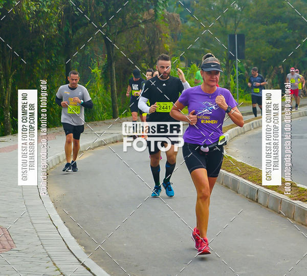 Buy your photos of the eventMeia Maratona de Blumenau on Fotop