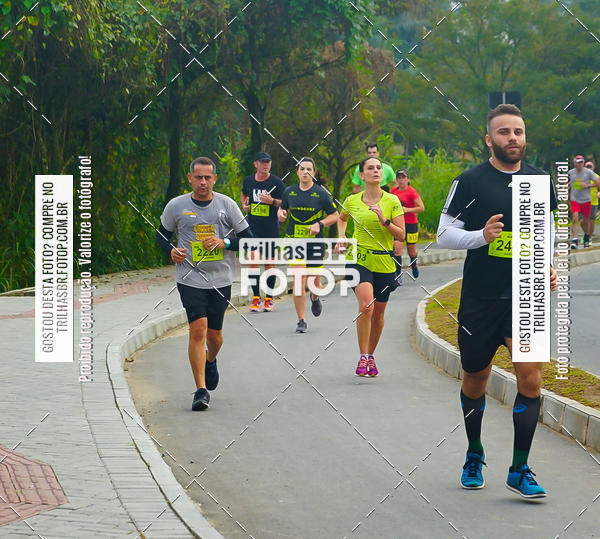 Buy your photos of the eventMeia Maratona de Blumenau on Fotop