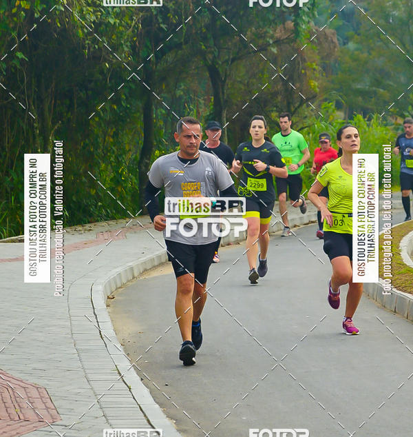 Buy your photos of the eventMeia Maratona de Blumenau on Fotop