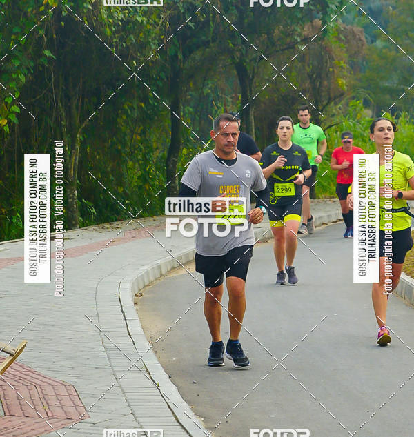 Buy your photos of the eventMeia Maratona de Blumenau on Fotop