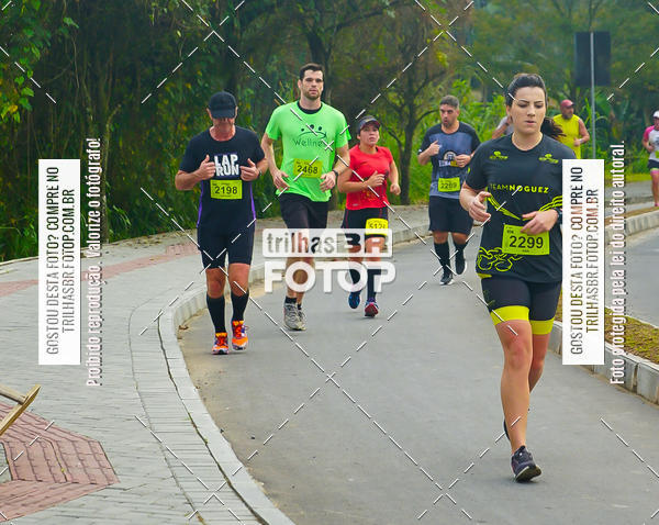Buy your photos of the eventMeia Maratona de Blumenau on Fotop