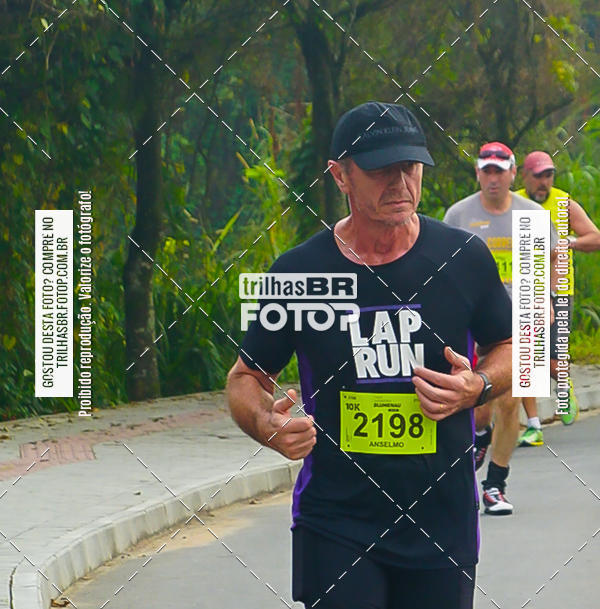 Buy your photos of the eventMeia Maratona de Blumenau on Fotop