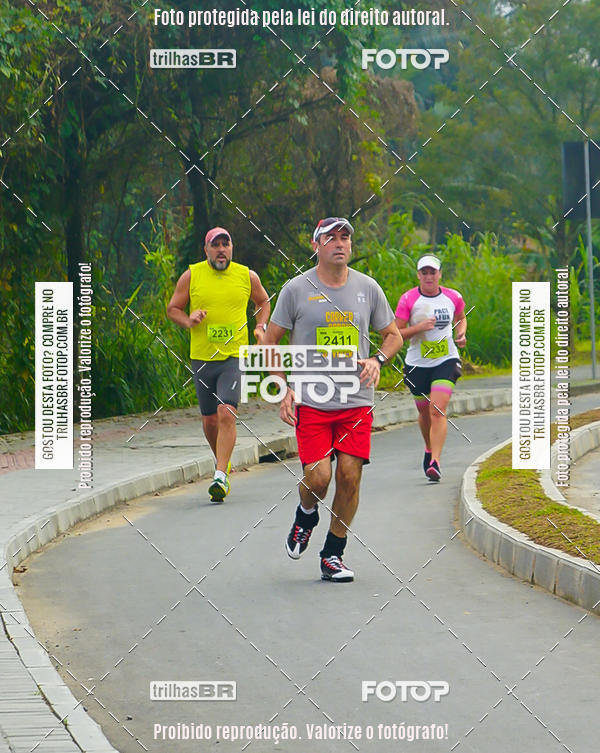 Buy your photos of the eventMeia Maratona de Blumenau on Fotop