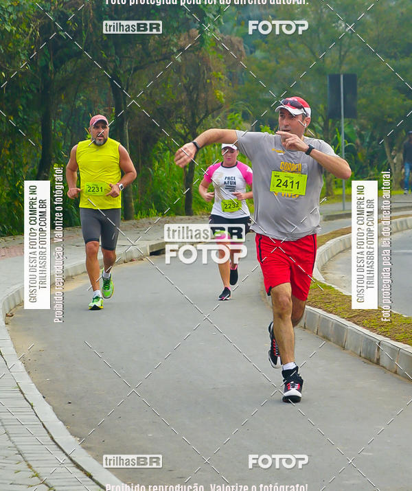 Buy your photos of the eventMeia Maratona de Blumenau on Fotop