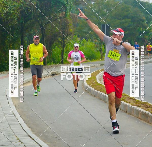 Buy your photos of the eventMeia Maratona de Blumenau on Fotop