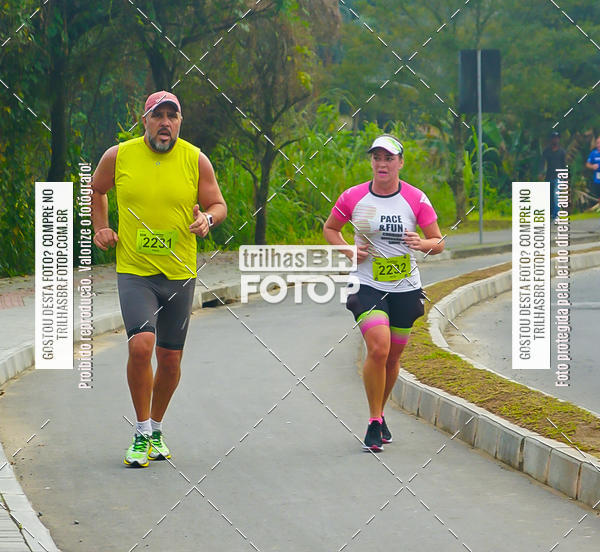 Buy your photos of the eventMeia Maratona de Blumenau on Fotop
