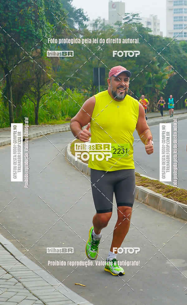 Buy your photos of the eventMeia Maratona de Blumenau on Fotop