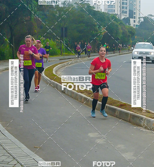 Buy your photos of the eventMeia Maratona de Blumenau on Fotop