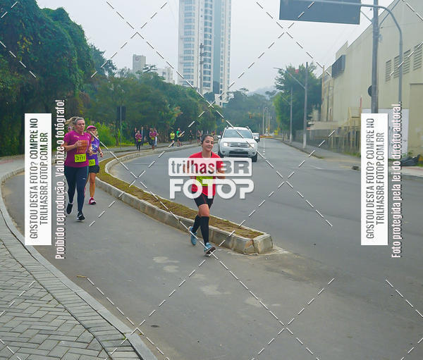 Buy your photos of the eventMeia Maratona de Blumenau on Fotop