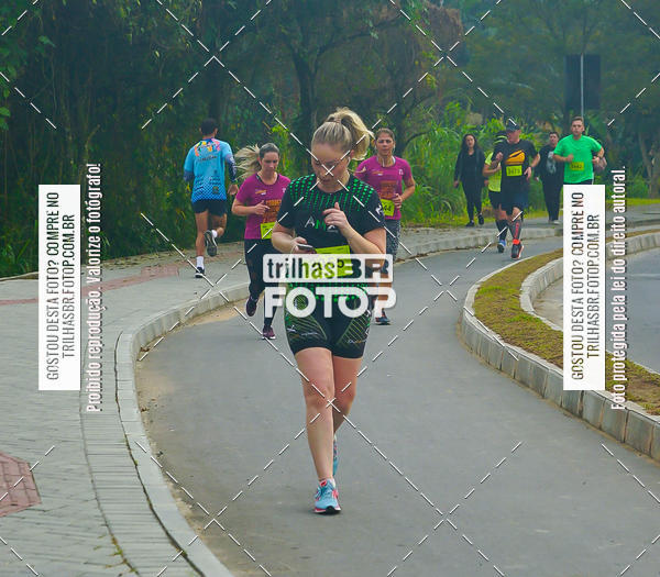 Buy your photos of the eventMeia Maratona de Blumenau on Fotop