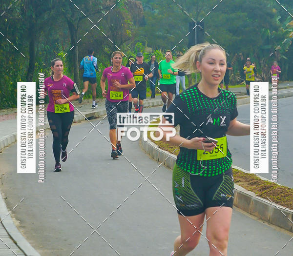 Buy your photos of the eventMeia Maratona de Blumenau on Fotop