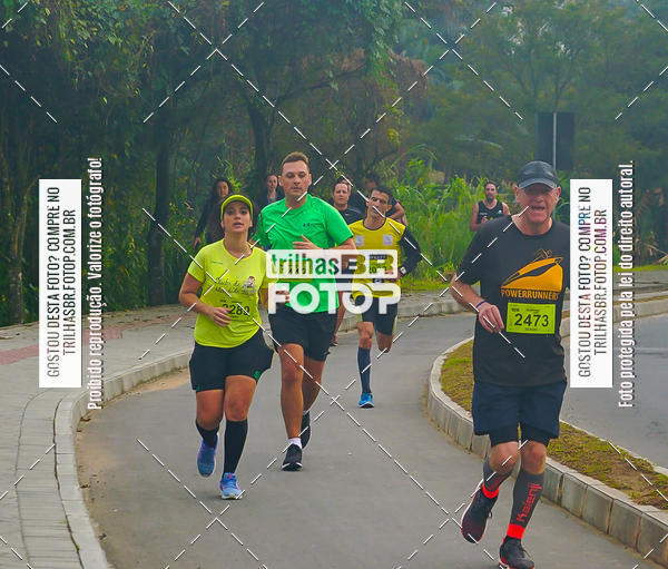 Buy your photos of the eventMeia Maratona de Blumenau on Fotop