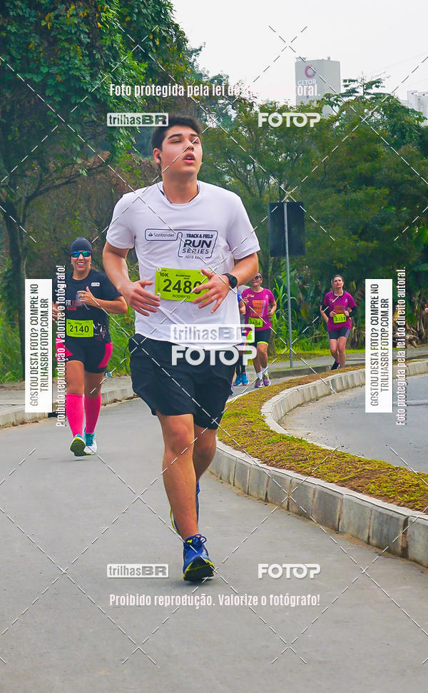 Buy your photos of the eventMeia Maratona de Blumenau on Fotop