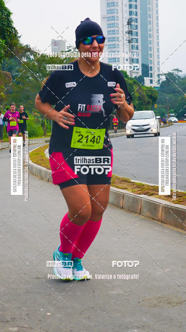 Buy your photos of the eventMeia Maratona de Blumenau on Fotop