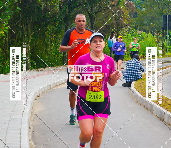 Buy your photos of the eventMeia Maratona de Blumenau on Fotop