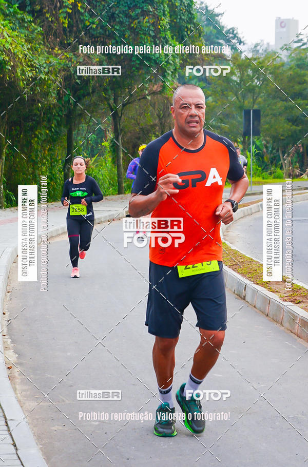 Buy your photos of the eventMeia Maratona de Blumenau on Fotop
