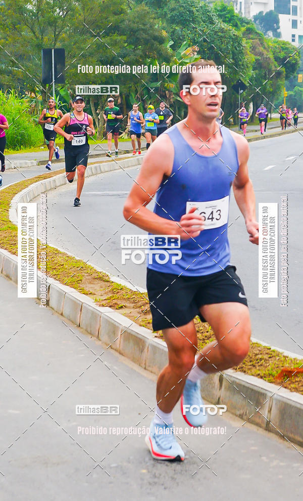 Buy your photos of the eventMeia Maratona de Blumenau on Fotop