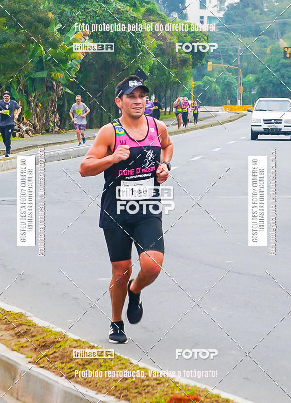 Buy your photos of the eventMeia Maratona de Blumenau on Fotop