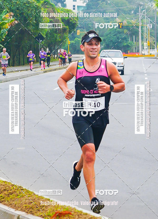 Buy your photos of the eventMeia Maratona de Blumenau on Fotop
