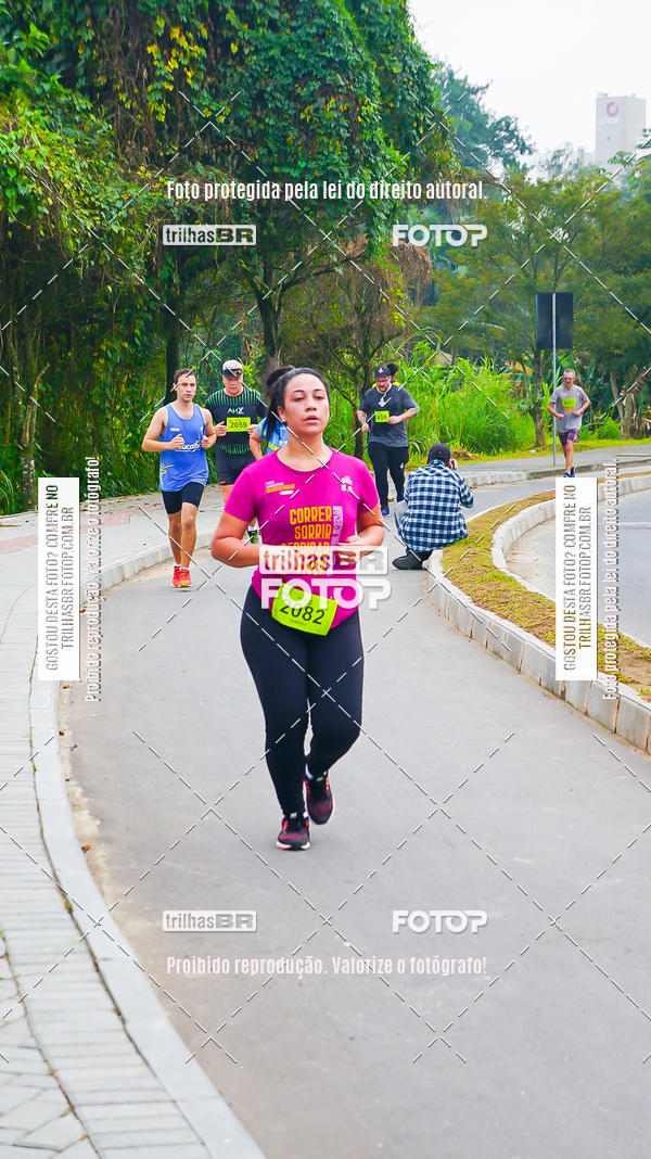 Buy your photos of the eventMeia Maratona de Blumenau on Fotop