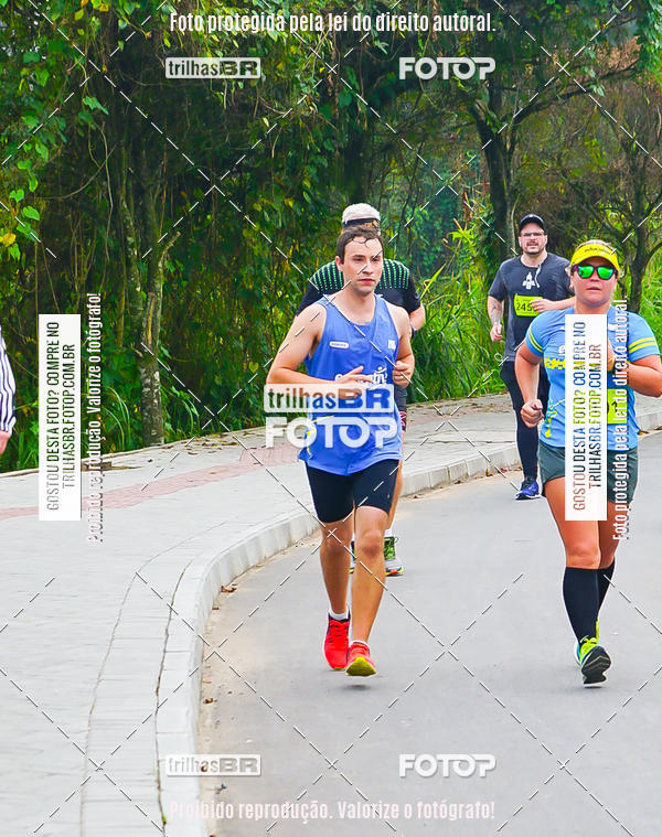 Buy your photos of the eventMeia Maratona de Blumenau on Fotop