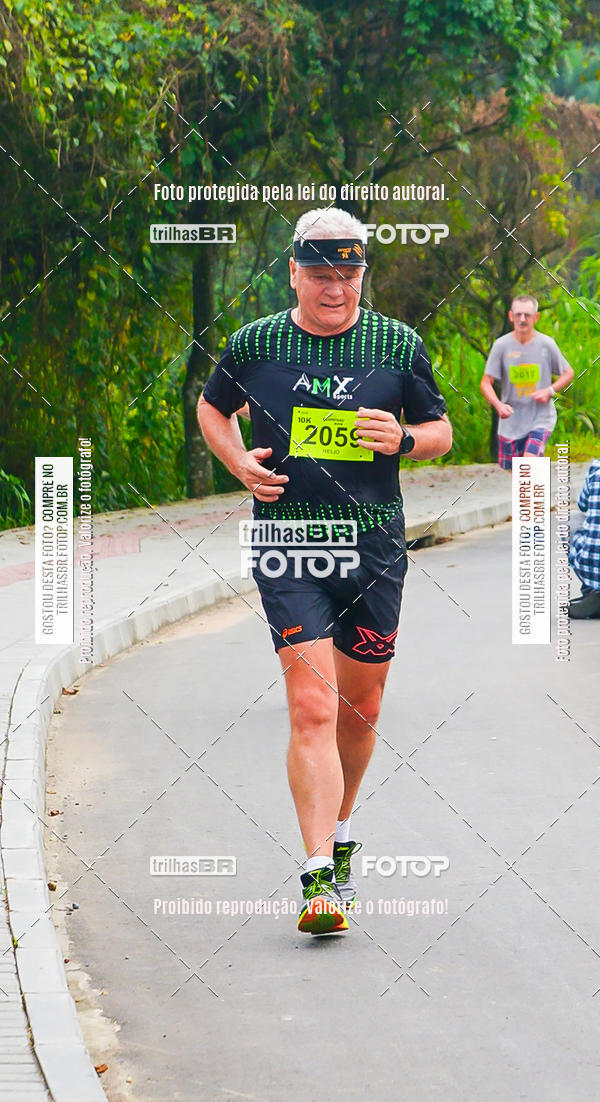 Buy your photos of the eventMeia Maratona de Blumenau on Fotop